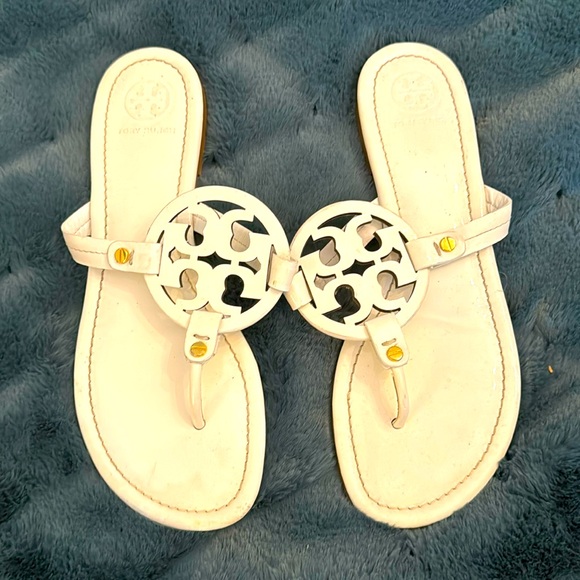 Tory Burch Other - Tory Burch size 9 thong white leather sandals worn once